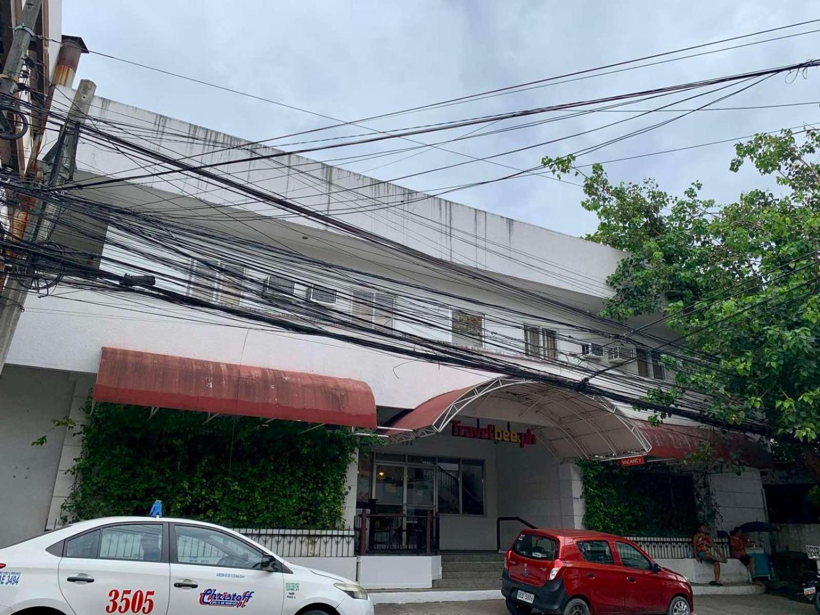 Travelbee Capitol Inn Cebu Екстериор снимка