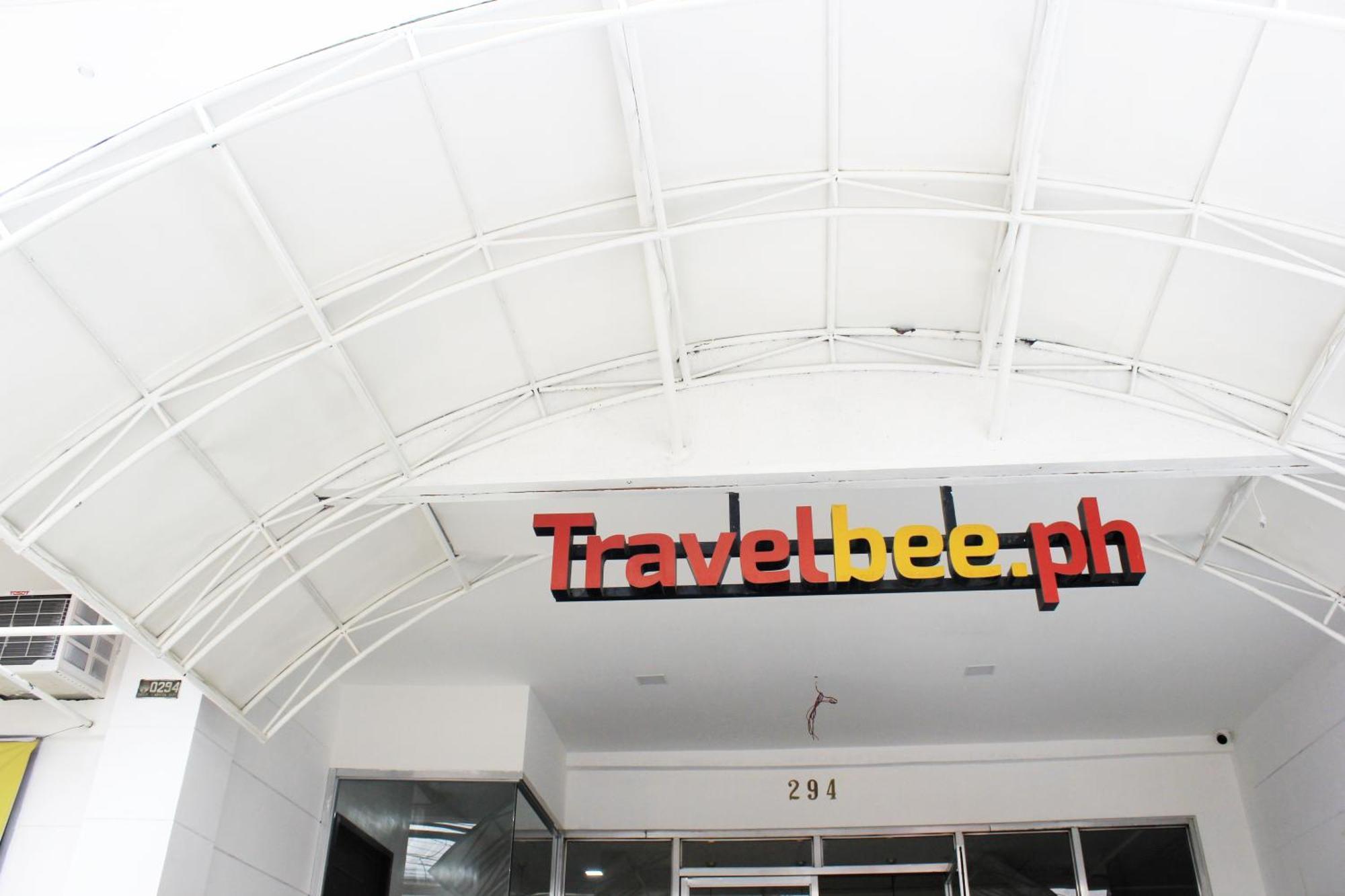 Travelbee Capitol Inn Cebu Екстериор снимка